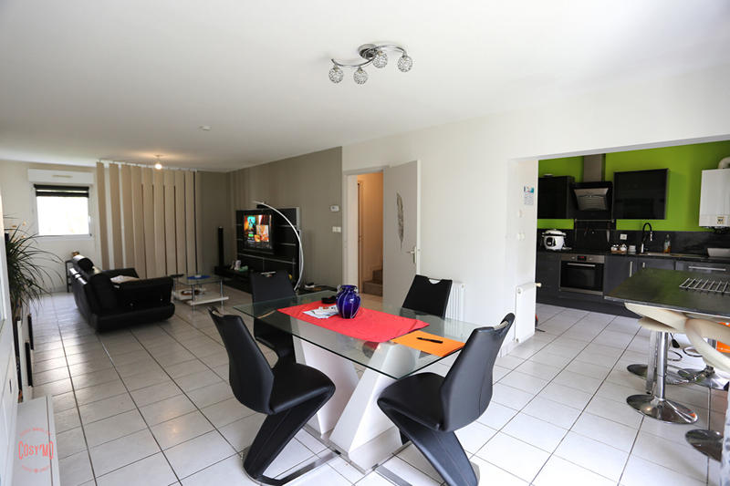 Maison - 110 m² - 5 pièces