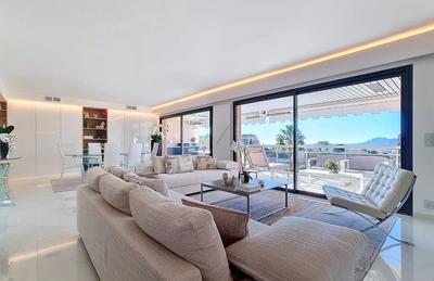 Appartement - 120 m² - 3 pièces