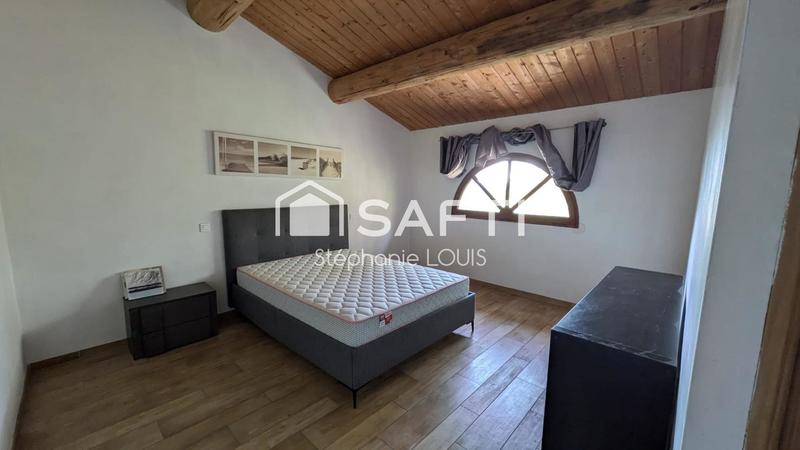 Maison - 232 m² - 8 pièces