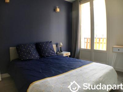 Chambre - 9 m² - 1 pièce