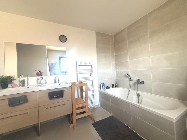 Villa - 135 m² - 5 pièces