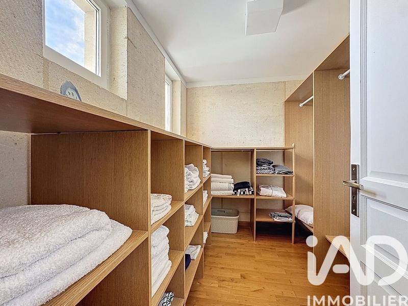 Maison de maîtres - 230 m² - 6 pièces