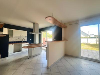 Maison - 184 m² - 6 pièces