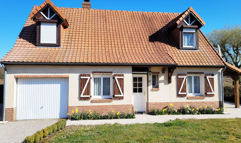 Maison - 104 m² - 6 pièces