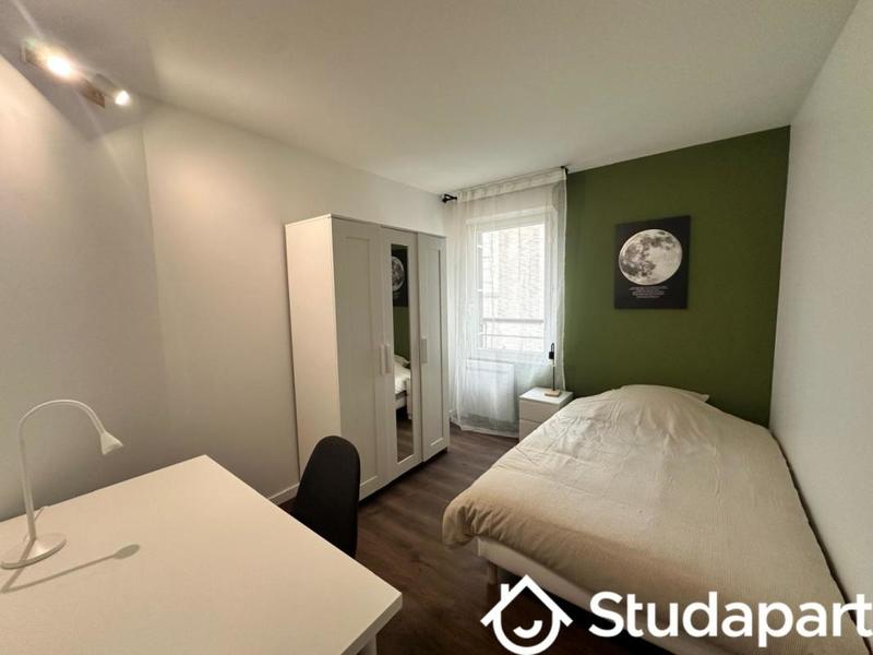 Chambre - 9 m² - 1 pièce