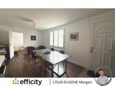 Maison - 100 m² - 6 pièces