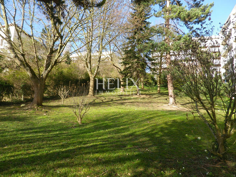 Appartement - 85 m² - 5 pièces