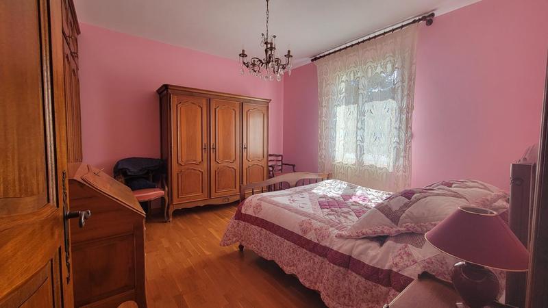 Maison - 166 m² - 7 pièces