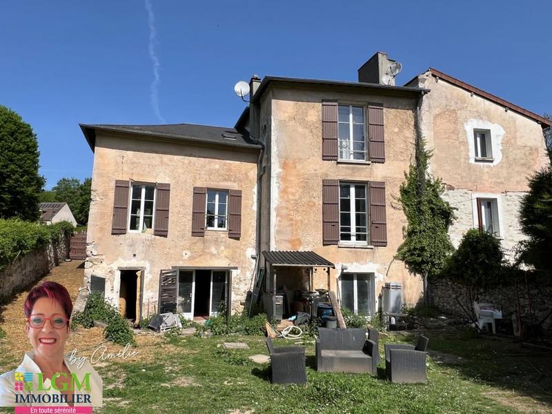 Maison - 230 m² - 6 pièces