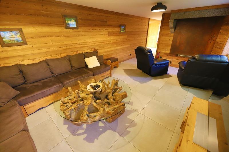 Maison en pierre - 284 m² - 9 pièces