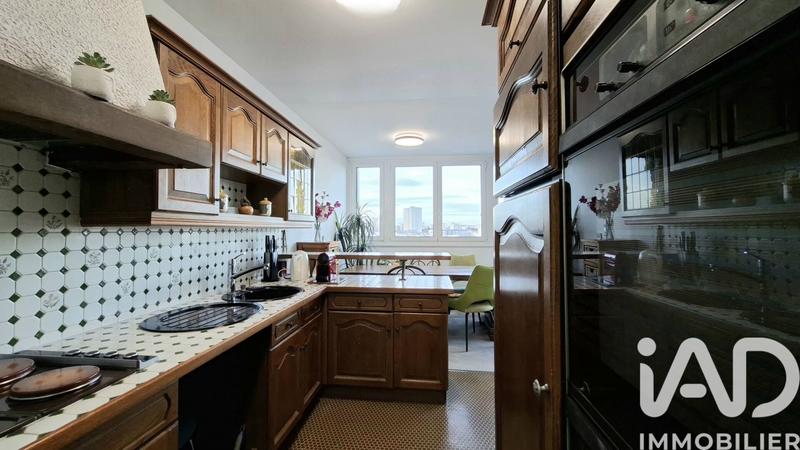 Appartement - 84 m² - 4 pièces