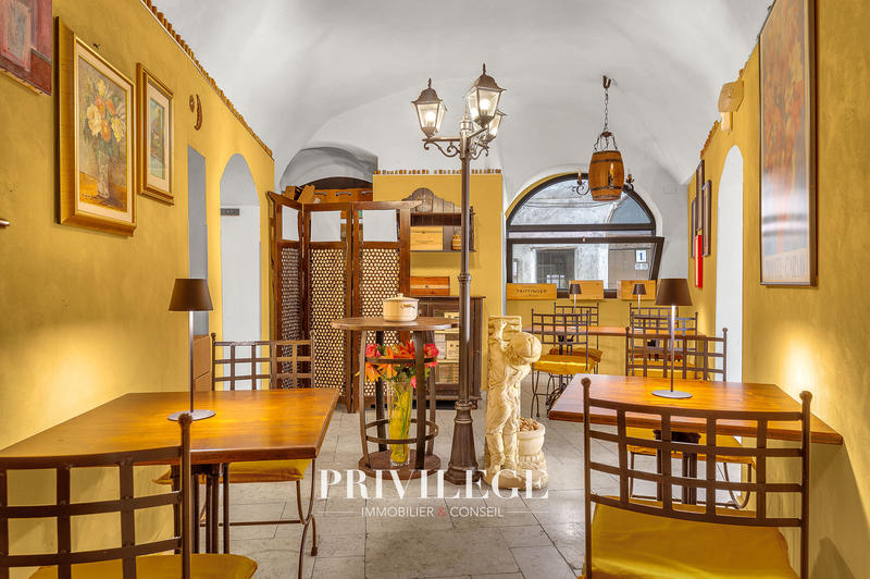 Fonds de commerce - Magasins - 95 m²