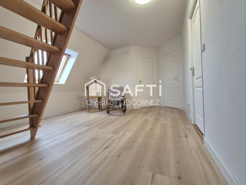Maison - 227 m² - 6 pièces