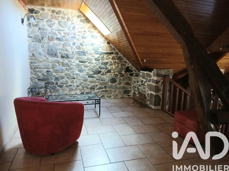 Maison - 389 m² - 12 pièces