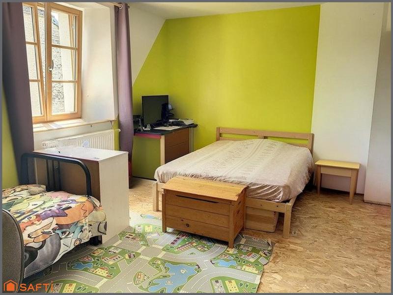 Maison - 250 m² - 7 pièces