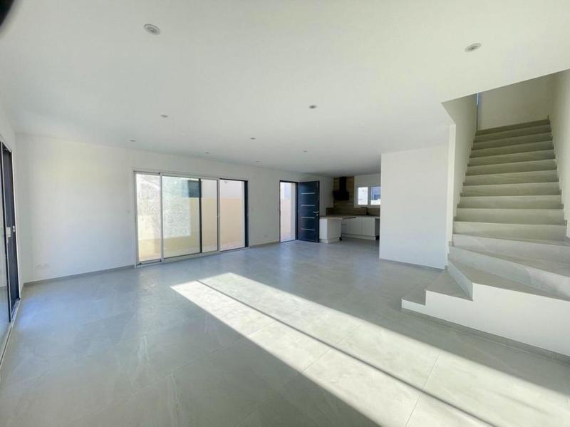 Villa - 101 m² - 4 pièces