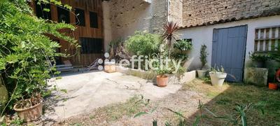 Maison - 121 m² - 8 pièces