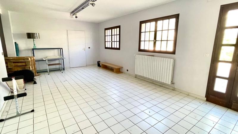 Maison - 401 m² - 10 pièces