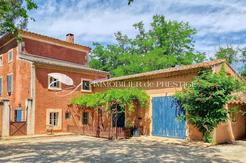 Bastide - 250 m² - 7 pièces