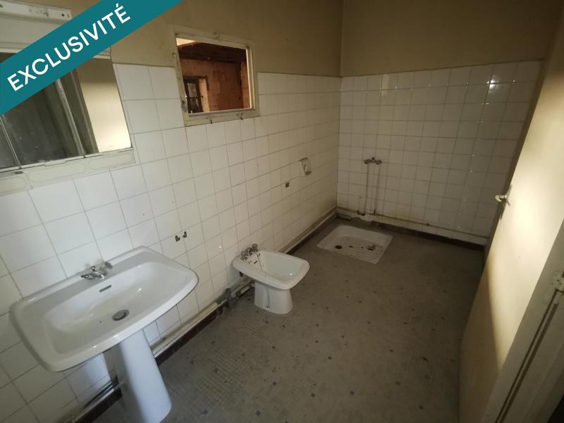 Maison - 275 m² - 11 pièces