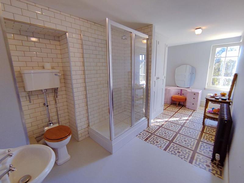 Propriété - 205 m² - 8 pièces