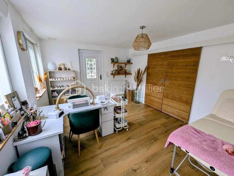 Maison - 189 m² - 8 pièces