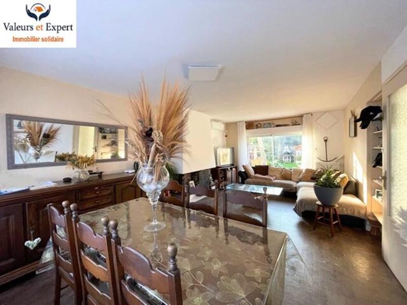 Maison traditionnelle - 95 m² - 5 pièces