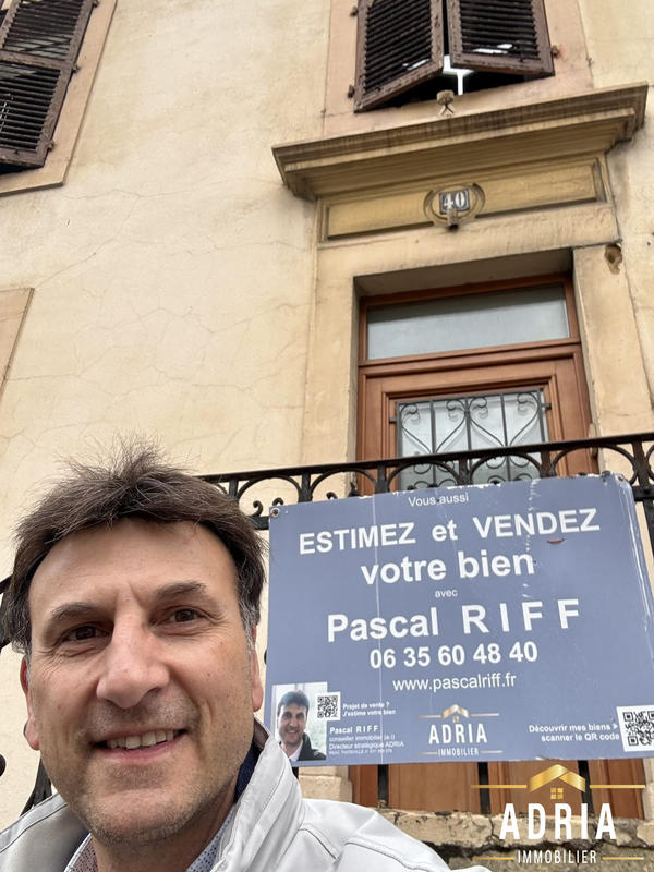 Maison ancienne - 161 m² - 8 pièces