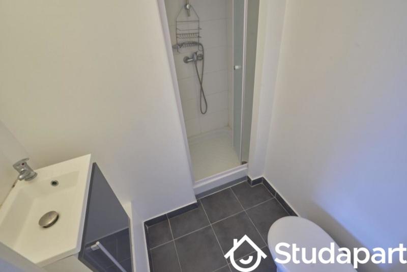 Chambre - 14 m² - 1 pièce