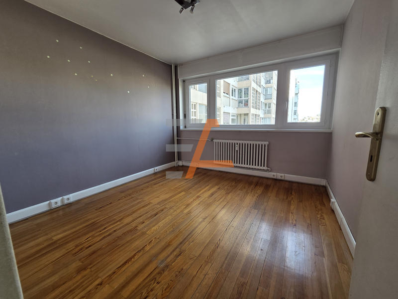 Appartement - 103 m² - 6 pièces