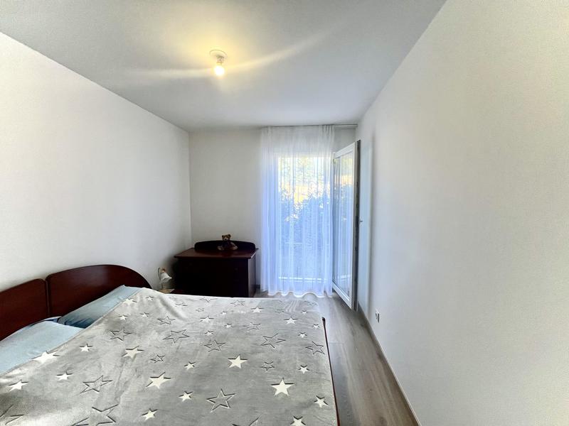 Appartement - 77 m² - 3 pièces