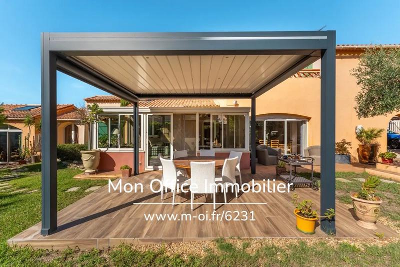 Villa - 180 m² - 6 pièces