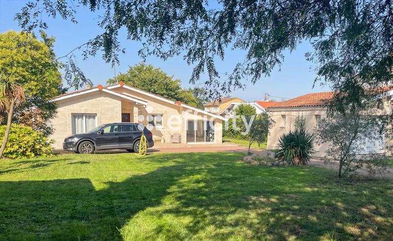 Maison - 145 m² - 6 pièces