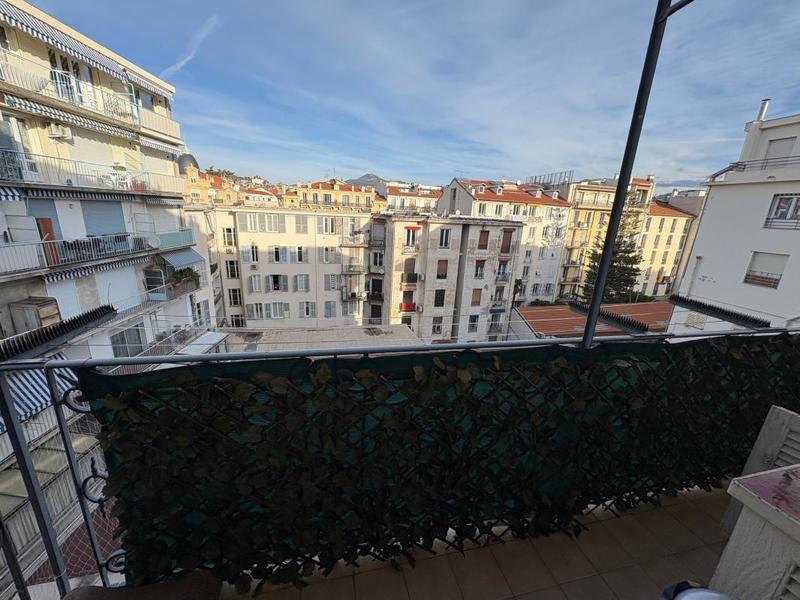 Appartement - 76 m² - 3 pièces