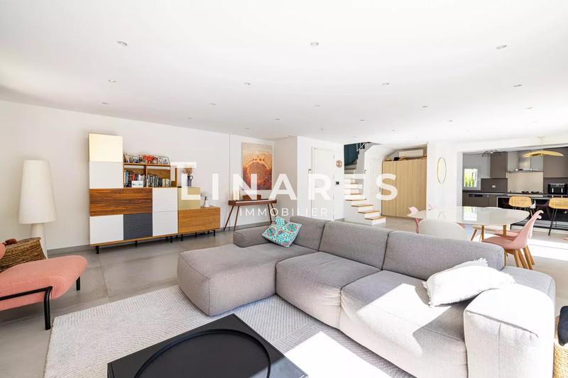 Villa - 156 m² - 5 pièces