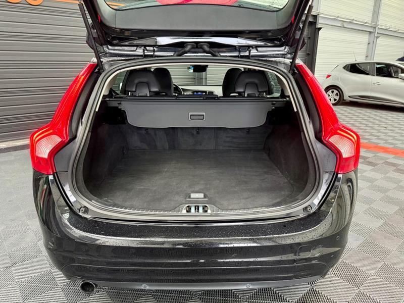 Volvo V60 2.0 D3 150 Business Entretien Complet