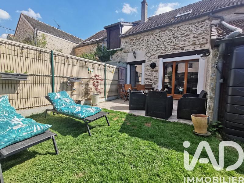 Maison - 94 m² - 5 pièces