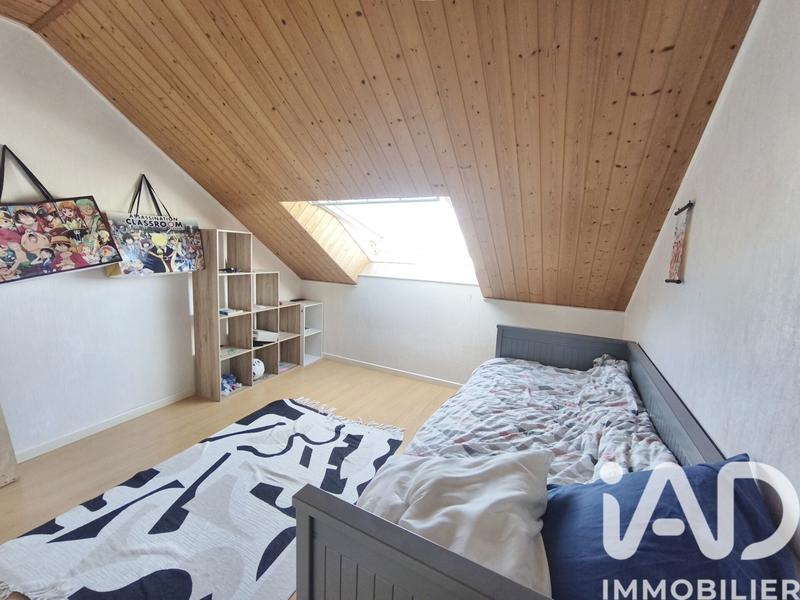 Maison - 237 m² - 8 pièces