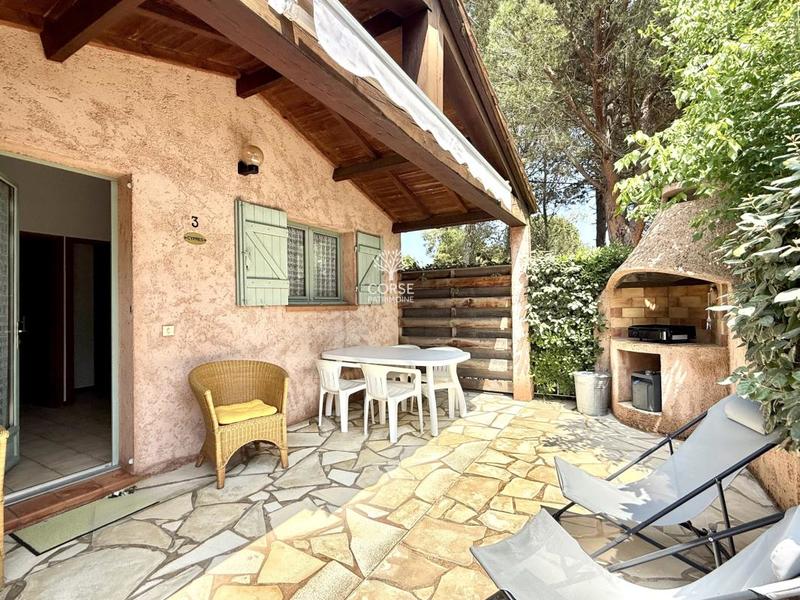 Villa - 185 m² - 15 pièces