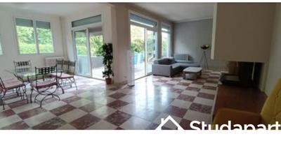 Chambre - 150 m² - 1 pièce