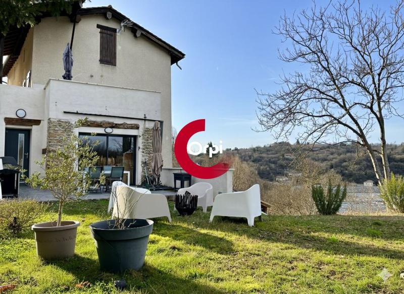 Appartement - 97 m² - 4 pièces