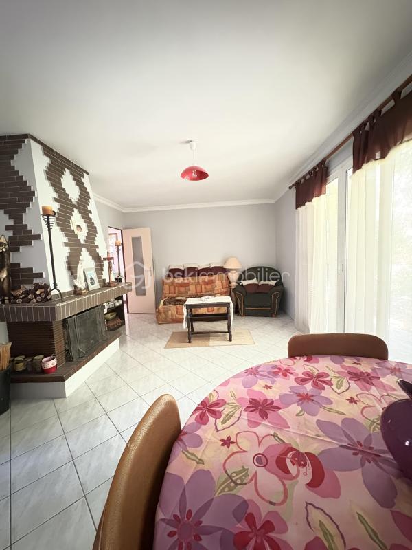 Maison - 77 m² - 4 pièces