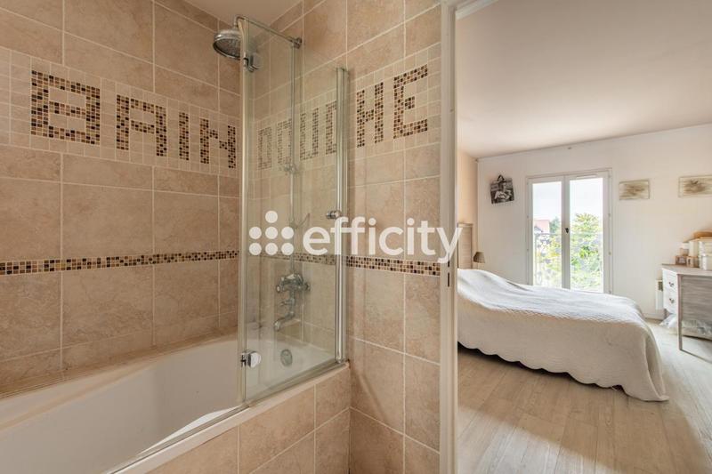 Maison - 188 m² - 7 pièces