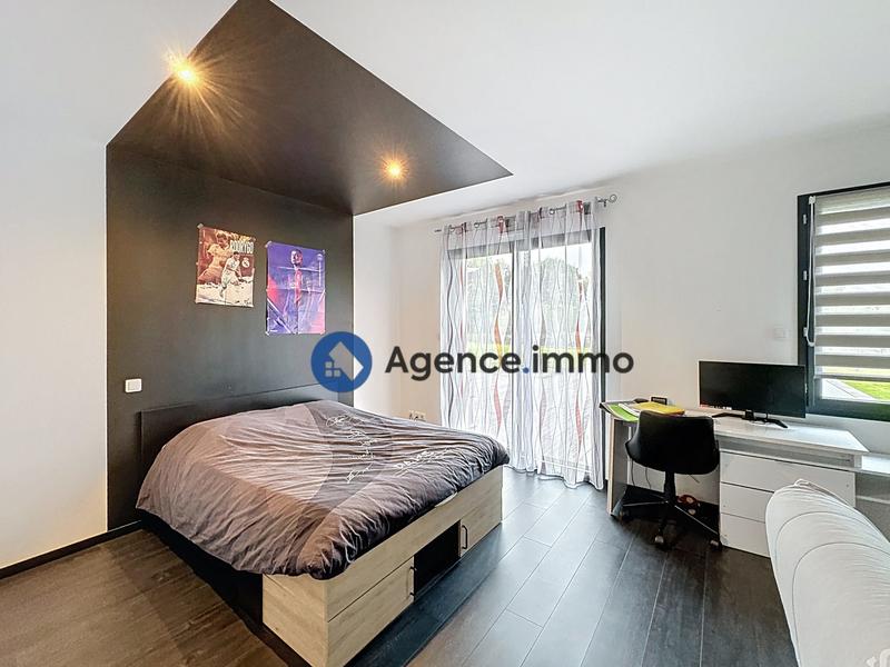 Villa - 170 m² - 6 pièces