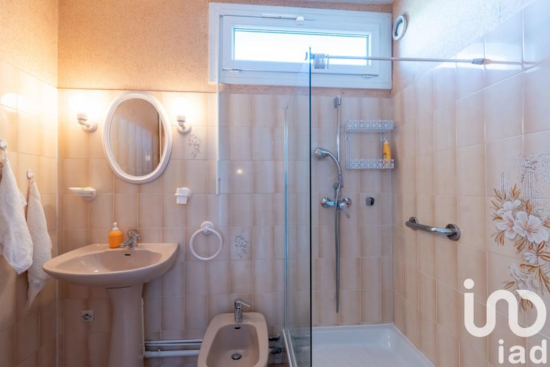 Appartement - 80 m² - 4 pièces