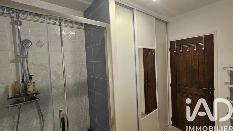 Maison - 181 m² - 7 pièces