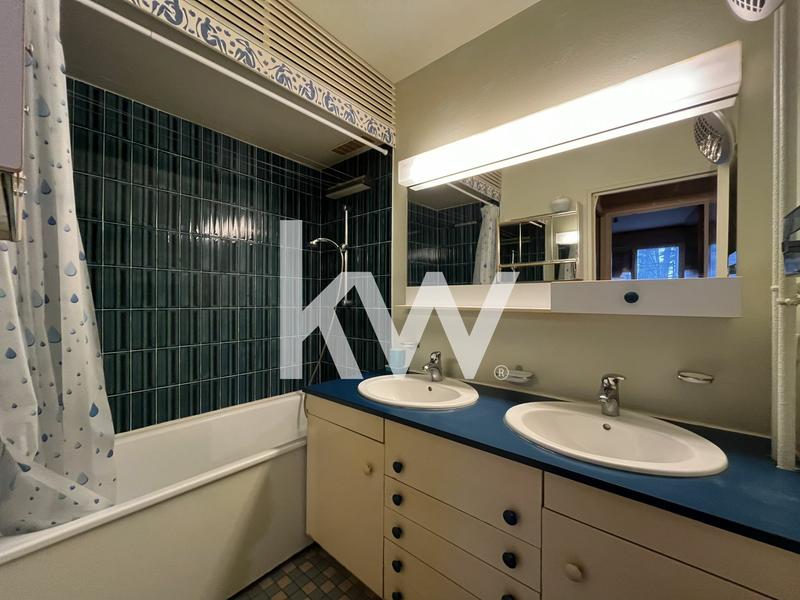 Appartement - 81 m² - 4 pièces