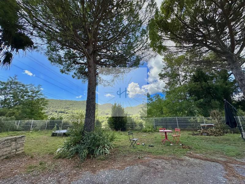 Maison - 161 m² - 9 pièces