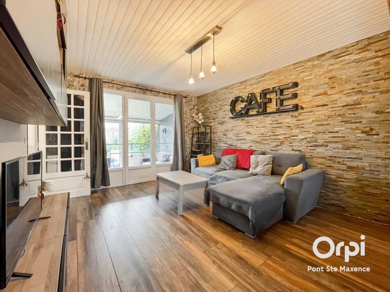 Maison - 97 m² - 4 pièces