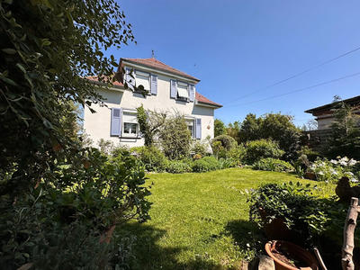 Maison - 120 m² - 7 pièces